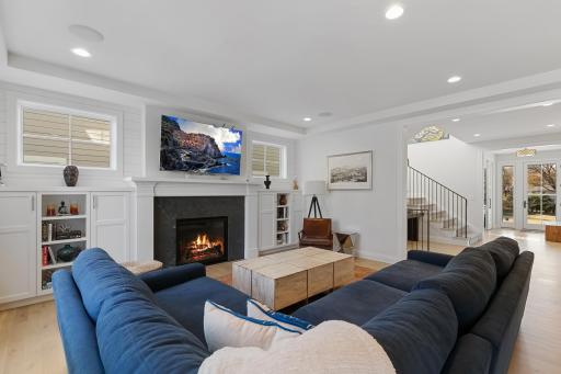 5933 Saint Johns Avenue, Edina, MN 55424