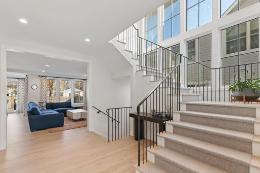 5933 Saint Johns Avenue, Edina, MN 55424