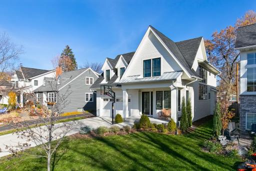 5933 Saint Johns Avenue, Edina, MN 55424