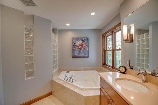 10 Birkmose Park, Hudson, WI 54016