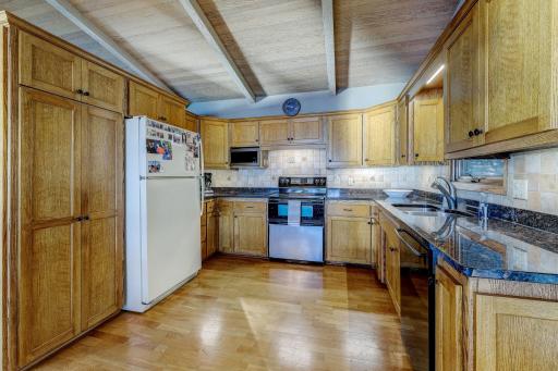 5162 Lexington Avenue N, Shoreview, MN 55126