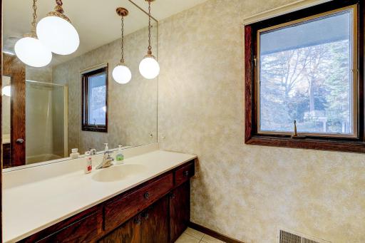 5162 Lexington Avenue N, Shoreview, MN 55126
