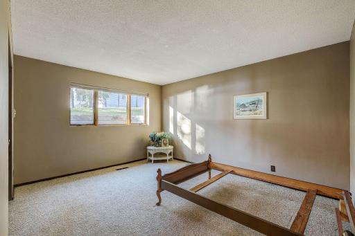 5162 Lexington Avenue N, Shoreview, MN 55126