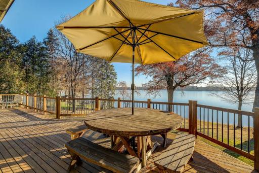 5162 Lexington Avenue N, Shoreview, MN 55126