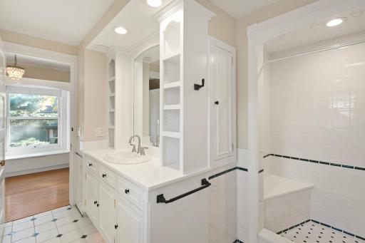 4639 Fremont Ave S - Alternate view, the Full bath includes 2 vanities, jetted tub, and separate shower