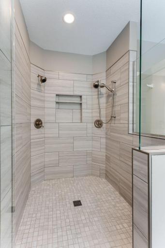 17720 Layton Court, Lakeville, MN 55044
