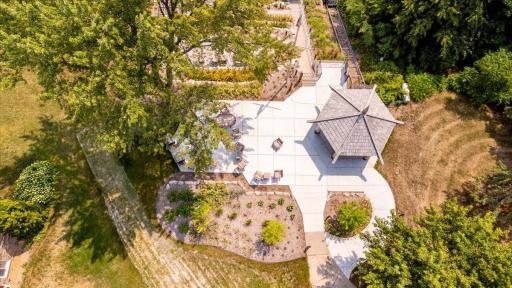 Lakeside gazebo with picnic/bbq area and patio