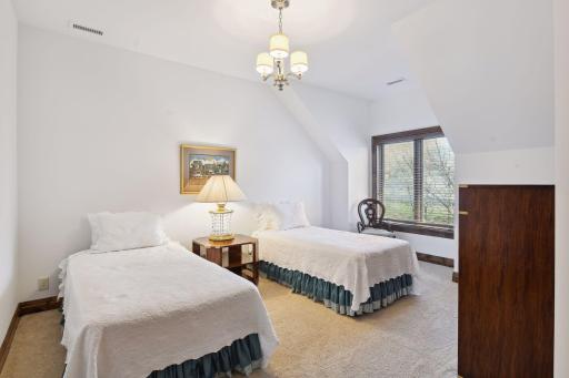 6320 Westwood Court, Edina, MN 55436