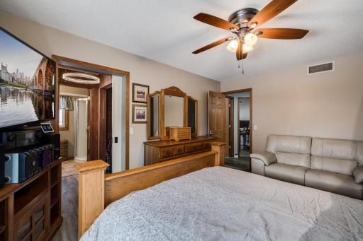 Photo for 8251 169th Street W, Lakeville, MN 55044 - Listing #6307744 8251 169th Street W, Lakeville, MN 55044