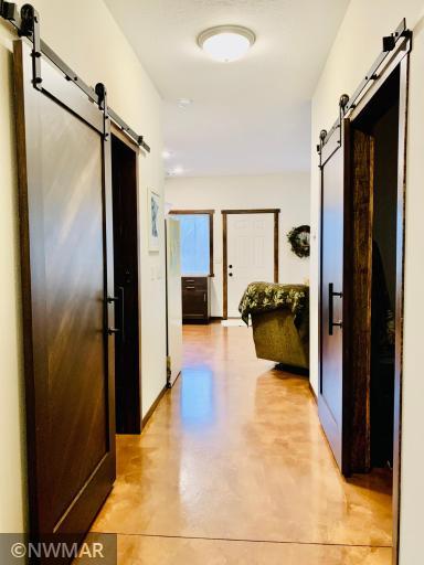 Nice wide Hallway (55") with barn doors