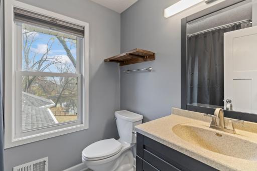 Full bathroom - upper level