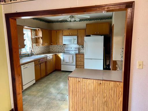 221 W Saxon Street, Ivanhoe, MN 56142