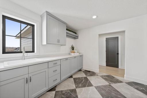 16920 46th Avenue N, Plymouth, MN 55446