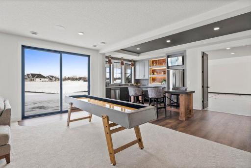 16920 46th Avenue N, Plymouth, MN 55446