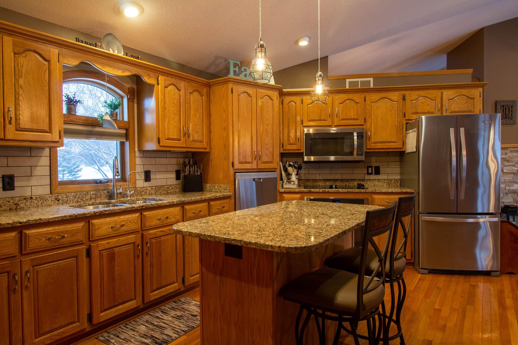 12 Granite Countertops.jpg