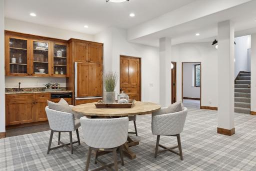404 Mississippi River Boulevard S, Saint Paul, MN 55105