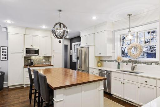 185 W Lake Street, Excelsior, MN 55331