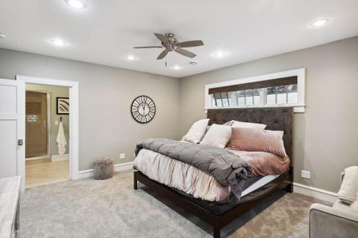 185 W Lake Street, Excelsior, MN 55331