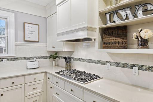 185 W Lake Street, Excelsior, MN 55331