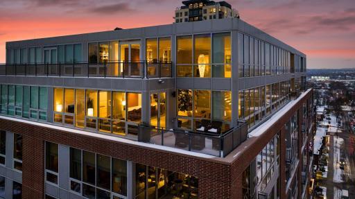 This extraordinary two-story, top floor penthouse offers four outdoor patios, unrivaled views, spacious living areas, a thoughtful floor plan with main level living, and fine luxury finishes to satisfy the most discerning buyer.