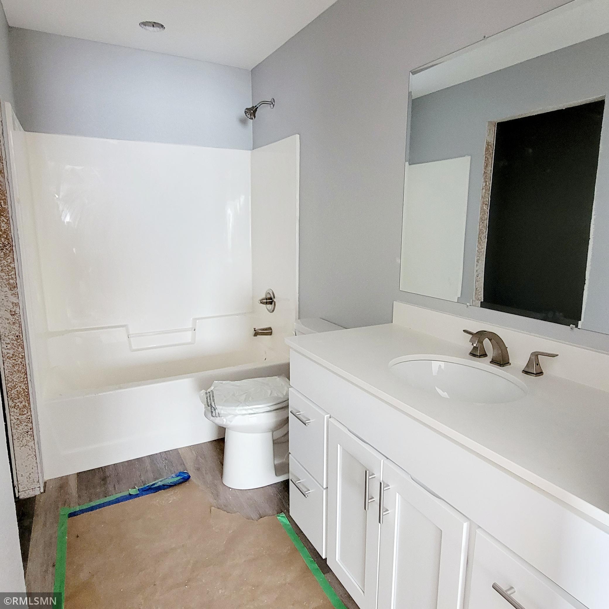 Full Bathroom