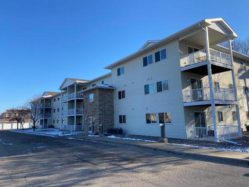 875 Bahls Drive, 301, Hastings, MN 55033