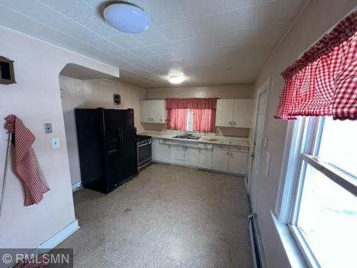 Photo for 1235 3rd Street E, Saint Paul, MN 55106 - Listing #6312513 1235 3rd Street E, Saint Paul, MN 55106