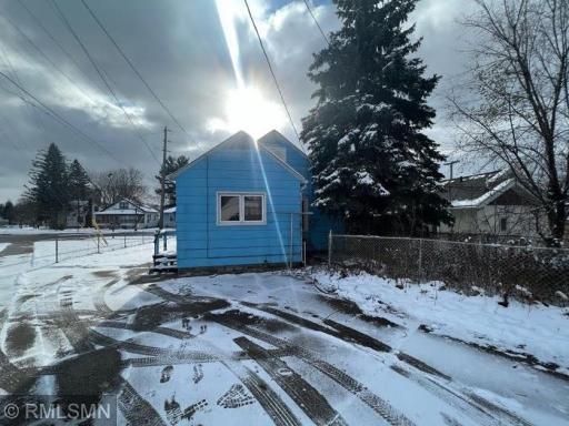 Photo for 1235 3rd Street E, Saint Paul, MN 55106 - Listing #6312513 1235 3rd Street E, Saint Paul, MN 55106