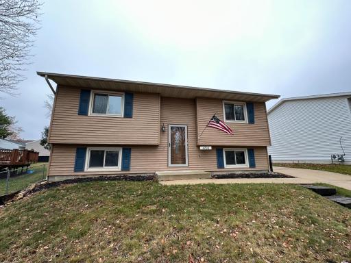 4706 Harvest Court NW, Rochester, MN 55901