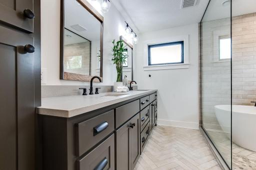 15249 Fairbanks Trail NE, Prior Lake, MN 55372