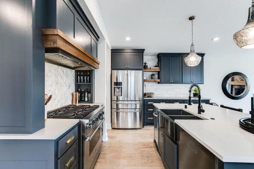 15249 Fairbanks Trail NE, Prior Lake, MN 55372