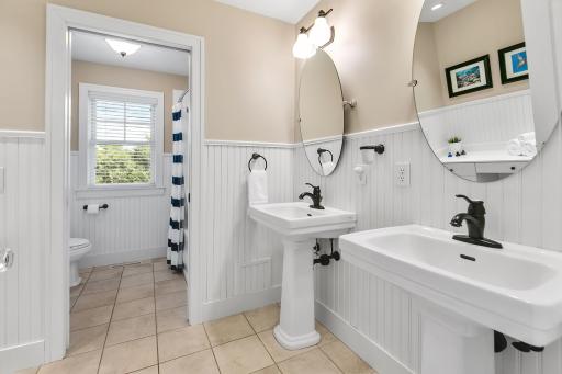 5533 Brookview Avenue, Edina, MN 55424