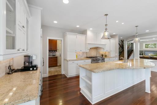 5533 Brookview Avenue, Edina, MN 55424