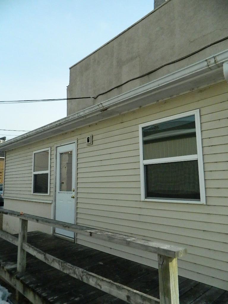 side entry door