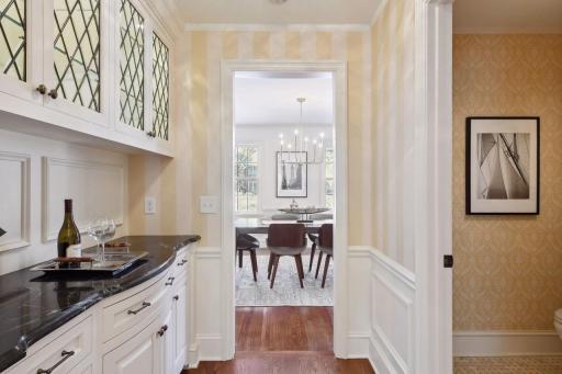 4607 Edina Boulevard, Edina, MN 55424
