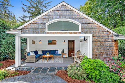 4700 Eastwood Circle, Minnetonka, MN 55345