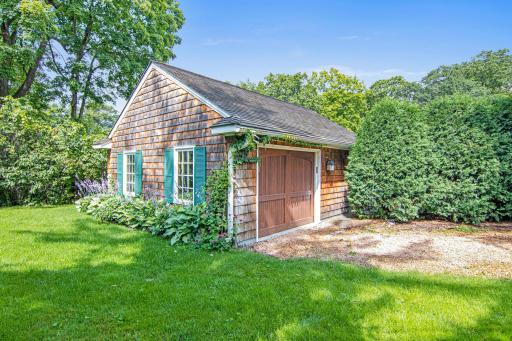 4700 Eastwood Circle, Minnetonka, MN 55345