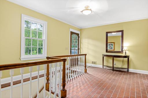 4700 Eastwood Circle, Minnetonka, MN 55345
