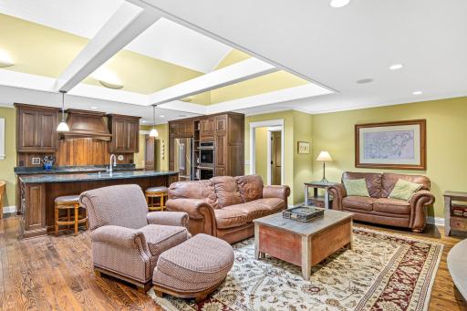4700 Eastwood Circle, Minnetonka, MN 55345