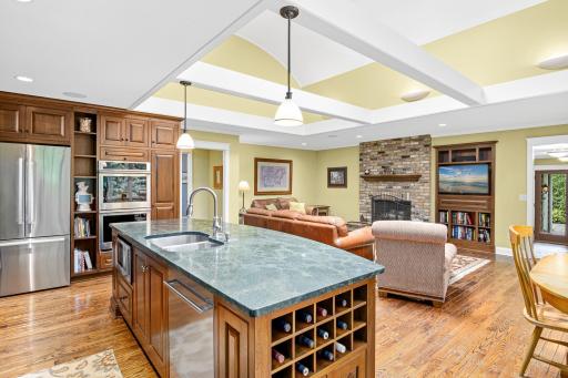 4700 Eastwood Circle, Minnetonka, MN 55345
