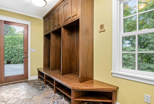 4700 Eastwood Circle, Minnetonka, MN 55345