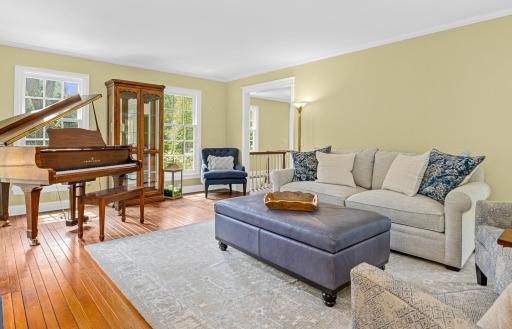 4700 Eastwood Circle, Minnetonka, MN 55345