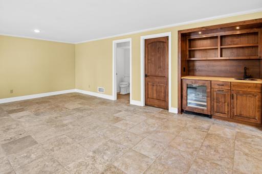 4700 Eastwood Circle, Minnetonka, MN 55345