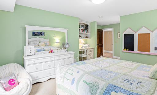 4700 Eastwood Circle, Minnetonka, MN 55345