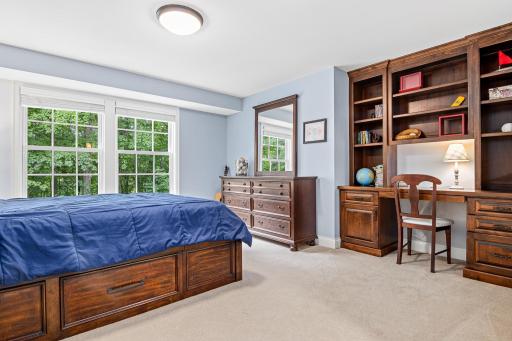 4700 Eastwood Circle, Minnetonka, MN 55345