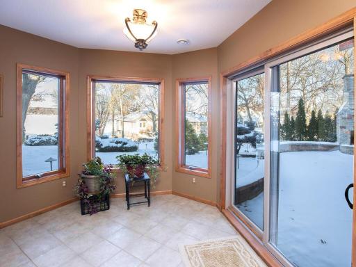 14934 Pixie Point Cir SE Prior Lake MN 55372 USA-058-055-057-MLS_Size.jpg