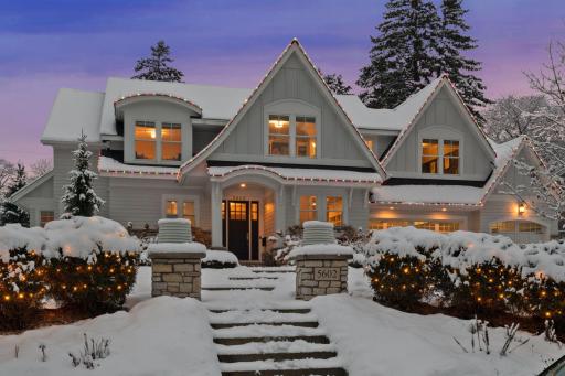 Front of home - big lot for East Edina (90x150)