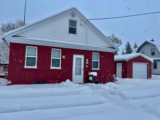 100 Walker Avenue N, New York Mills, MN 56567