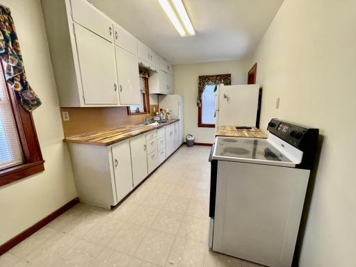 100 Walker Avenue N, New York Mills, MN 56567