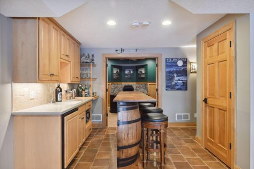 2885 Becker Road, Maple Plain, MN 55359